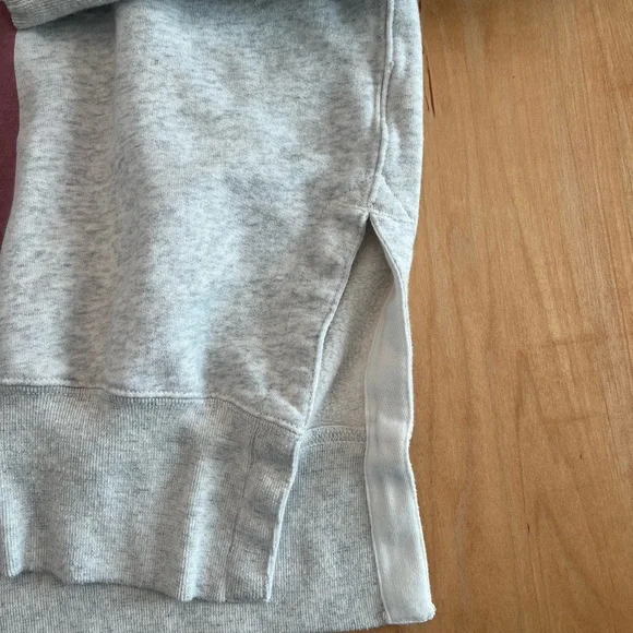 Abercrombie and fitch oversized retro NBA sweatshirt gray size Xs - Picture 3 of 4